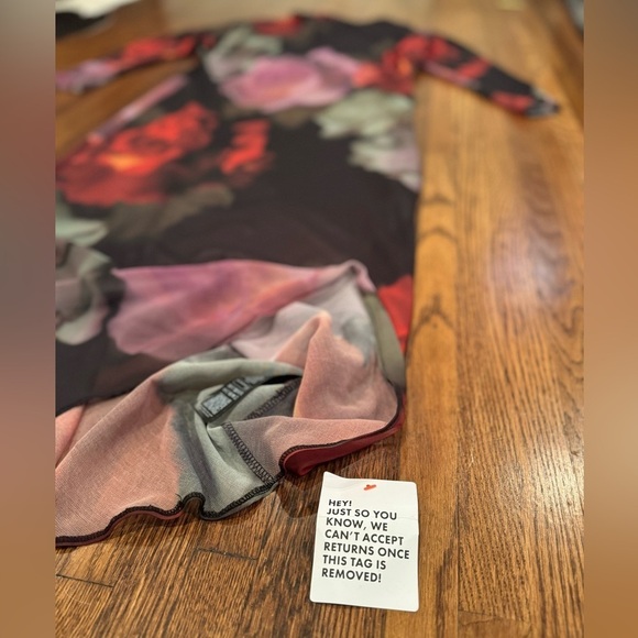 NWT ASOS DESIGN chiffon maxi dress blurred floral print with turtleneck size 8 - Picture 12 of 12